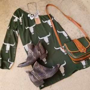 NWT 🍑PeachLove❤ Cow Skull🐂 One Shoulder Dress!